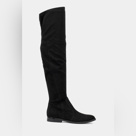 MARC FISHER.
Renn Boot. Note: No Box and a little repair on the zip image shown - Picture 1 of 6